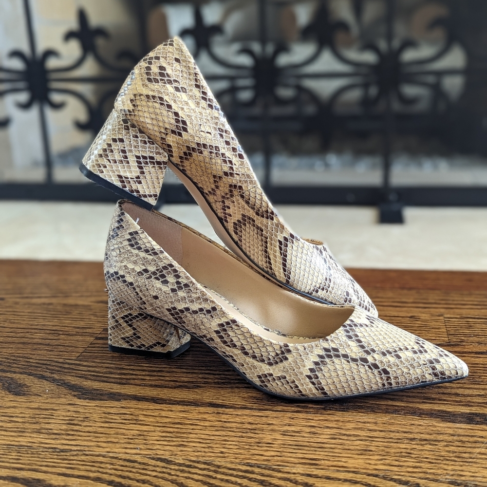 Franco Sarto Romi Block Racer Heel Pump size 7 M, Snake Print NWOT